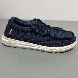 Hey Dude Wally Youth Sport Mesh Navy Blue Size YT1 Boys Slip On Sneaker Casual